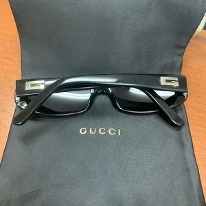 SOLD Gucci sun glasses 👓 SOLD